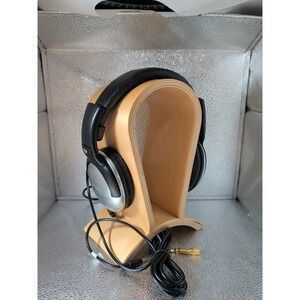 Koss UR29 Full-Size Collapsible Wired Over-Ear Headphones Tested Has Size Adapte